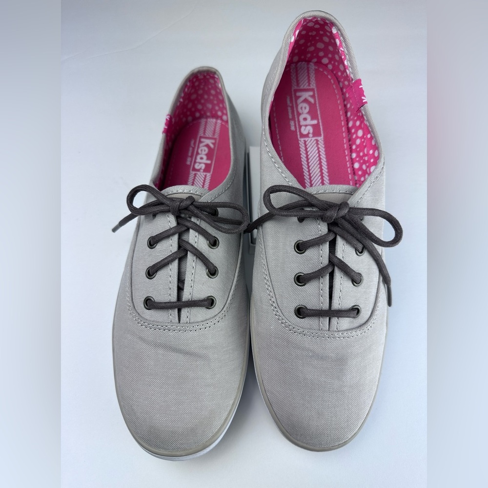 Keds Tennis Shoes Woman Size 9     SH-03